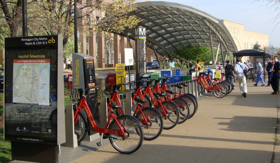 How to get around Washington DC using the efficient Metro and bike shares How to get around Washington DC using the efficient Metro and bike shares